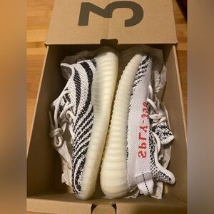Yeezy boost 350 size 5, never used, original